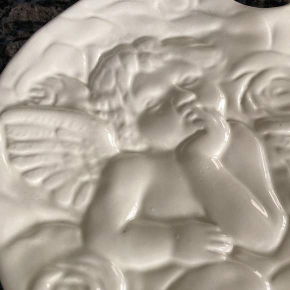 WORLD BAZAARS INC CERAMIC ANGELS HEART DISH - Picture 2 of 7